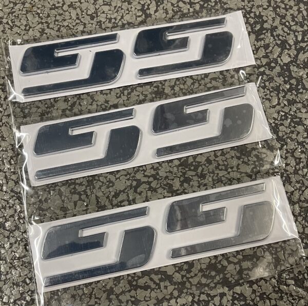 Chevy SS Hard Plastic Red Chrome Black Nameplate Decal Emblem - Image 4