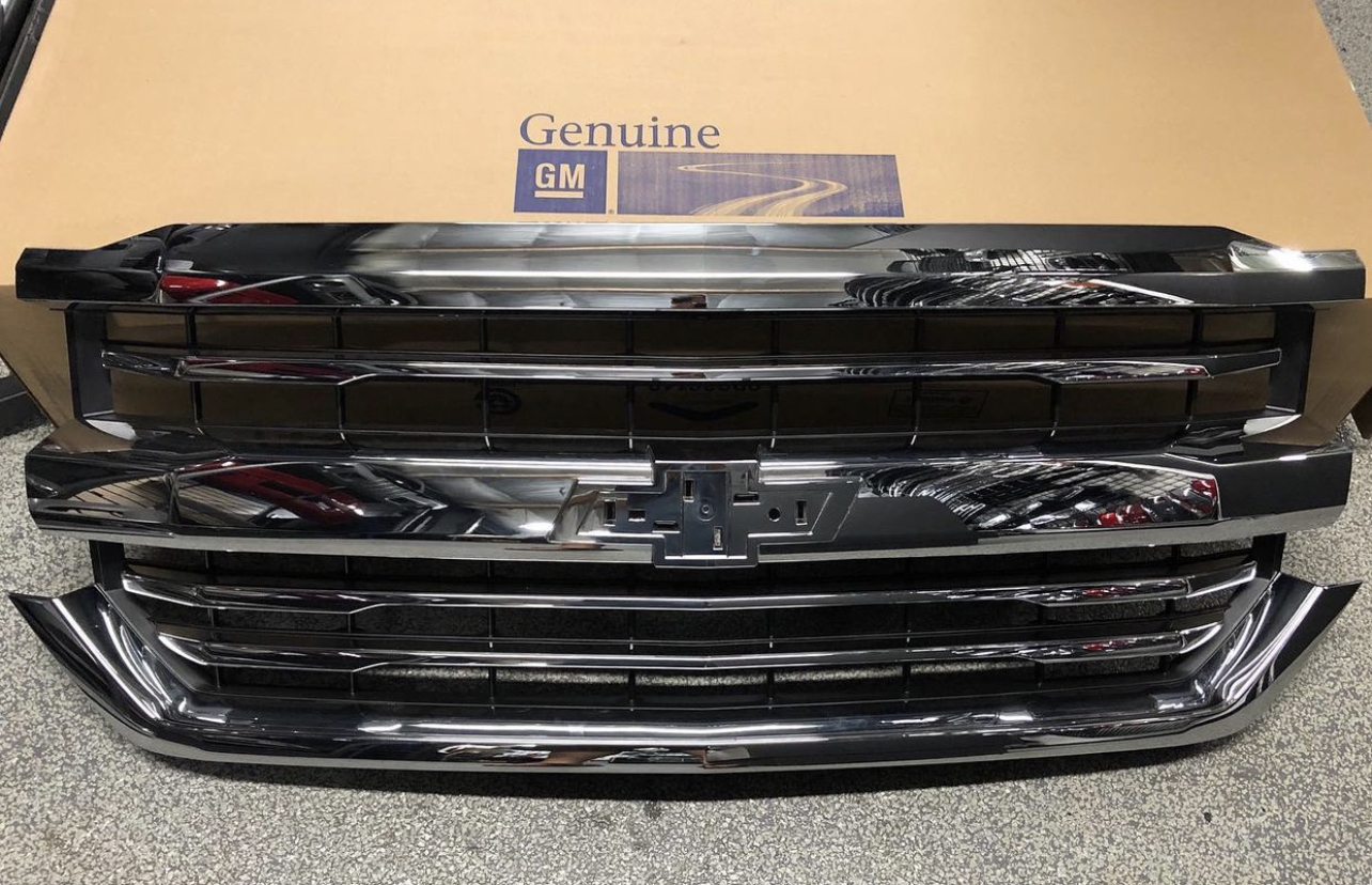 Summit White & Black Front Upper Grille For 2014-2015 Chevy Silverado 1500 LTZ