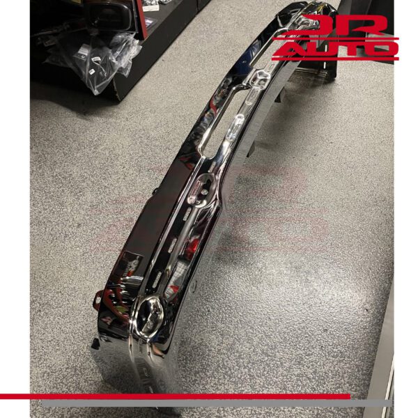 03-06 Chevy Silverado Front Bumper Chrome Cover - Tahoe Suburban 1500
