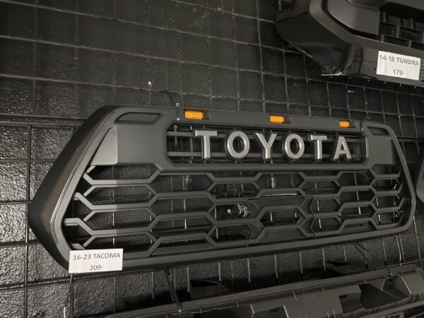 2016-2022 Toyota Tacoma TRD Pro Style Grille w Raptor Style Amber Lights 16-21 16-22